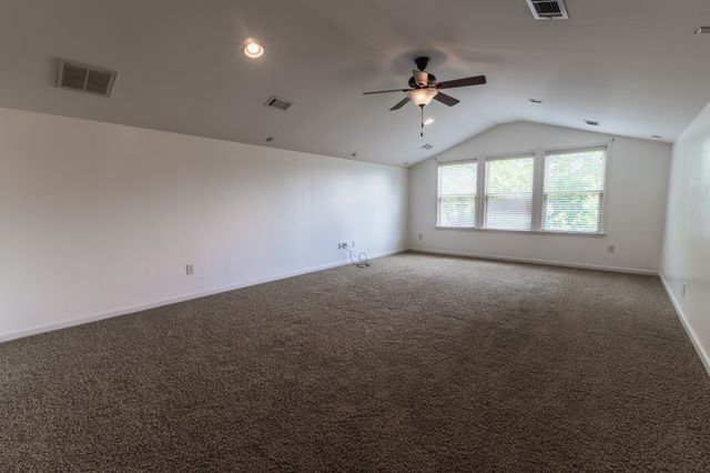 108 Tipperton Ct, Gallatin, TN 37066