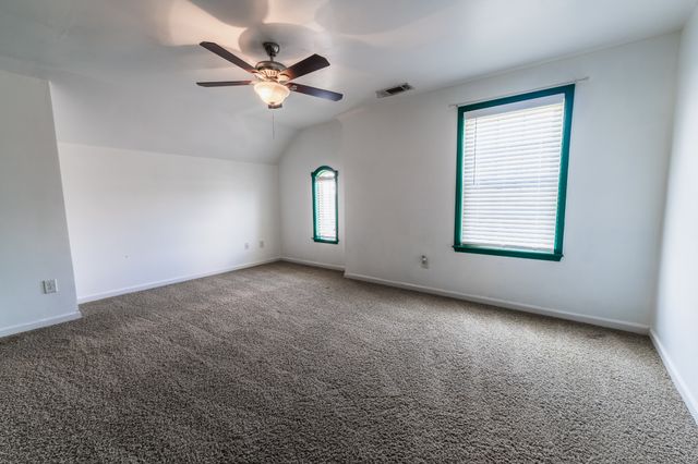 108 Tipperton Ct, Gallatin, TN 37066