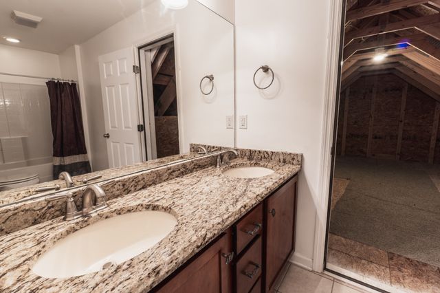 108 Tipperton Ct, Gallatin, TN 37066