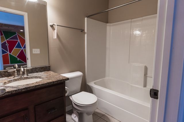 108 Tipperton Ct, Gallatin, TN 37066