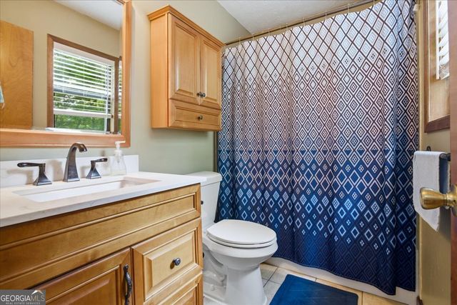 1001 Forest Park Lane, Suwanee, GA 30024