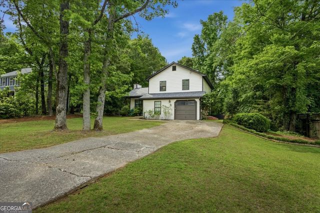 1001 Forest Park Lane, Suwanee, GA 30024