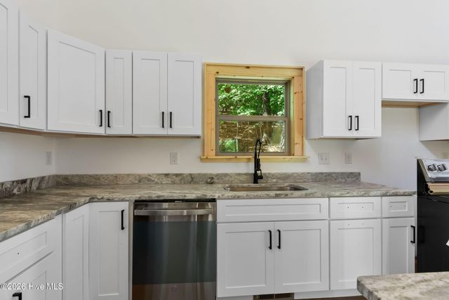 39 Horseshoe Branch Lane, Murphy, NC 28906