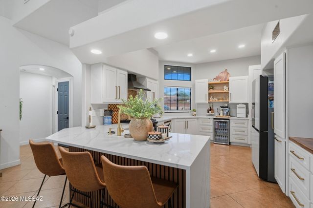 1352 W Hopbush Way, Tucson, AZ 85704
