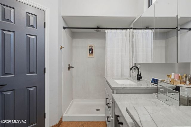 1352 W Hopbush Way, Tucson, AZ 85704