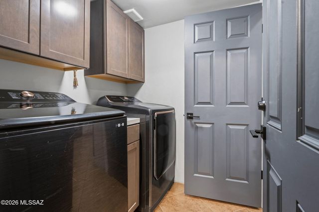 1352 W Hopbush Way, Tucson, AZ 85704
