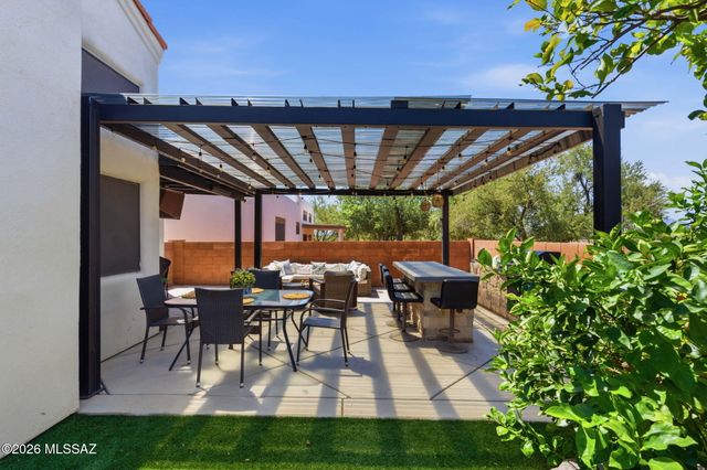 1352 W Hopbush Way, Tucson, AZ 85704