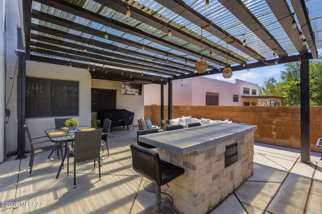 1352 W Hopbush Way, Tucson, AZ 85704