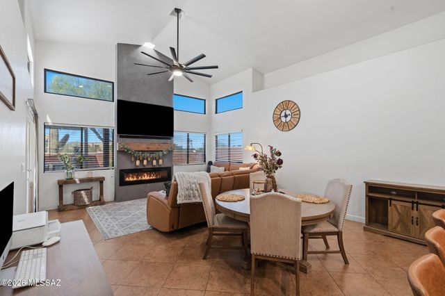 1352 W Hopbush Way, Tucson, AZ 85704