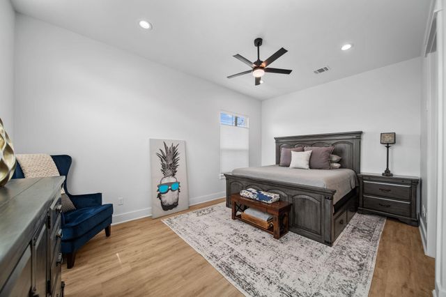 120 Adams Street, Houston, TX 77011