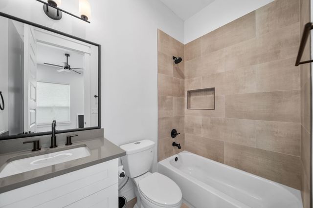 120 Adams Street, Houston, TX 77011