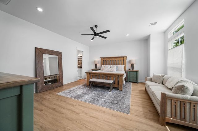 120 Adams Street, Houston, TX 77011