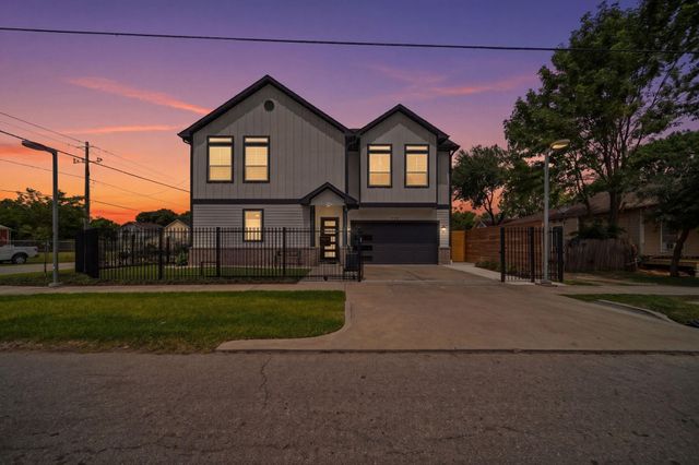 120 Adams Street, Houston, TX 77011