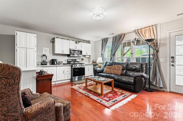 12905 Bullock Greenway Boulevard, Charlotte, NC 28277