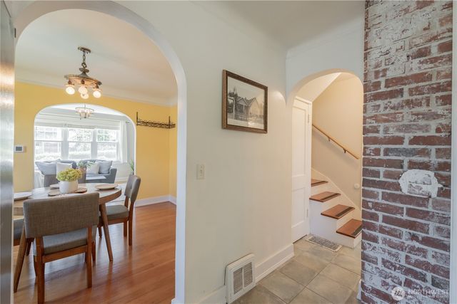2014 N 143rd Street, Seattle, WA 98133