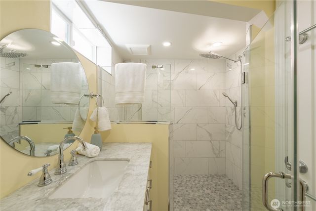 2014 N 143rd Street, Seattle, WA 98133