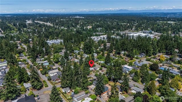 2014 N 143rd Street, Seattle, WA 98133