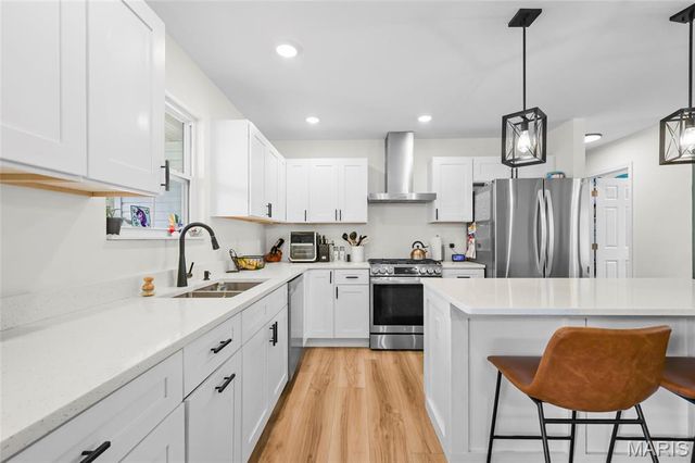 107 Poplar Street, De Soto, MO 63020
