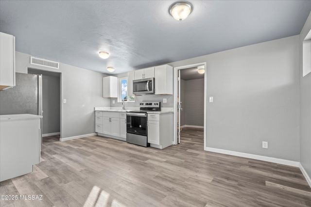 7901 E 19th Place, Tucson, AZ 85710