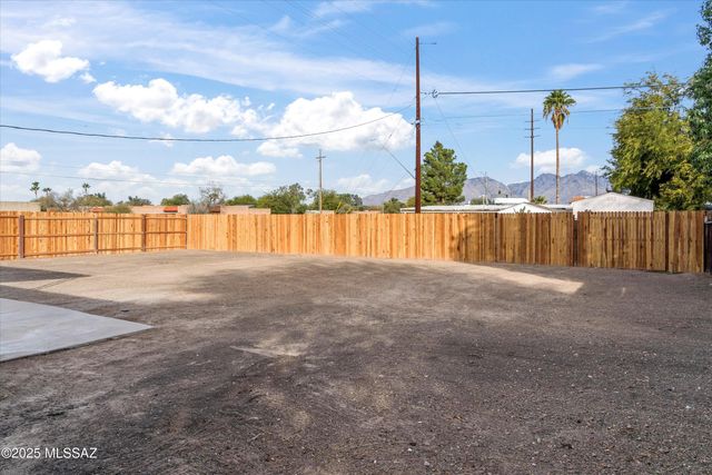 7901 E 19th Place, Tucson, AZ 85710