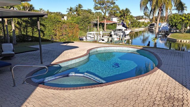 12980 Prosperity Farms Road, Palm Beach Gardens, FL 33410