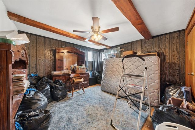 1200 Robbie Dr, North Huntingdon, PA 15642