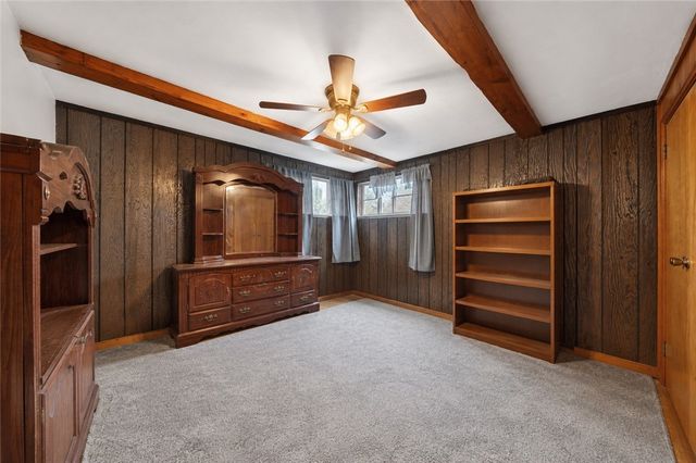 1200 Robbie Dr, North Huntingdon, PA 15642