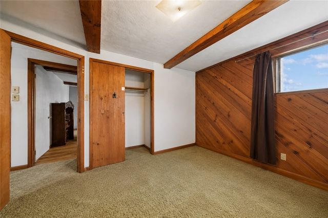 1200 Robbie Dr, North Huntingdon, PA 15642