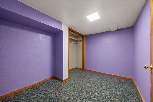 1200 Robbie Dr, North Huntingdon, PA 15642