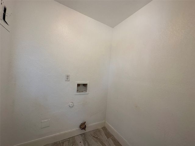 220 S Shore Place, Lewisville, TX 75067