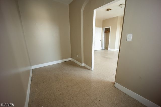 99 N 3Rd St, Paterson City, NJ 07522