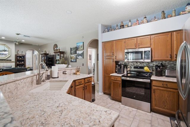 11201 SAINT ANDREWS COURT, Riverview, FL 33579