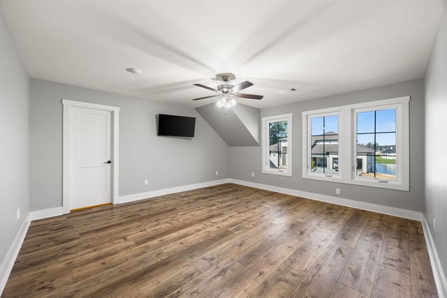 7321 Lake Point Circle, Benton, AR 72019