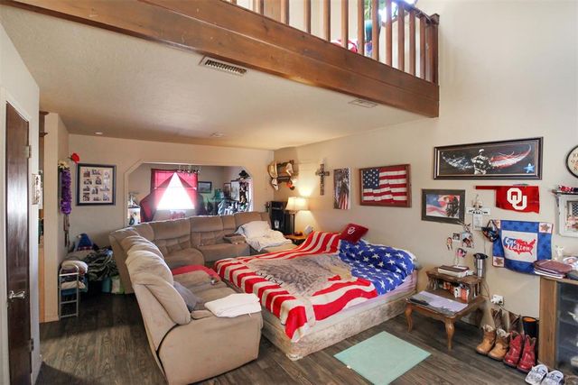 212 S Mockingbird Lane, Stillwater, OK 74074