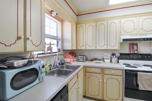 212 S Mockingbird Lane, Stillwater, OK 74074