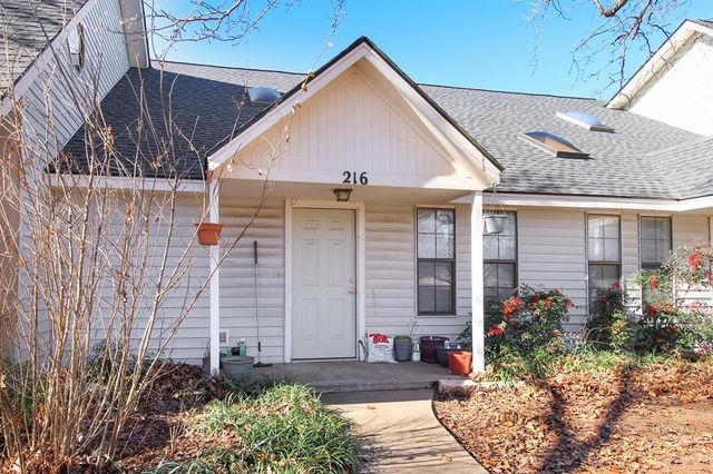 212 S Mockingbird Lane, Stillwater, OK 74074