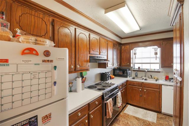 212 S Mockingbird Lane, Stillwater, OK 74074