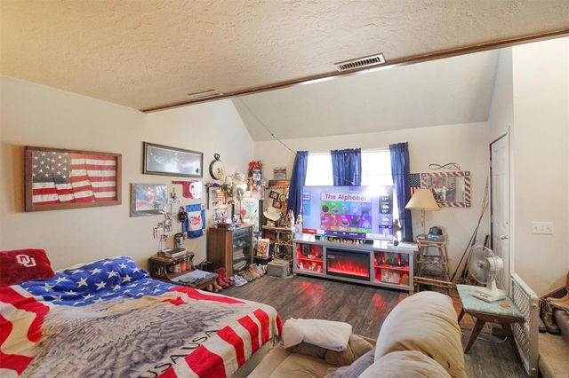 212 S Mockingbird Lane, Stillwater, OK 74074