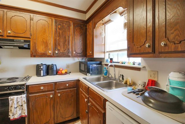 212 S Mockingbird Lane, Stillwater, OK 74074