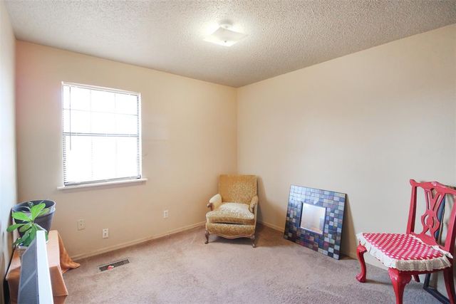 212 S Mockingbird Lane, Stillwater, OK 74074