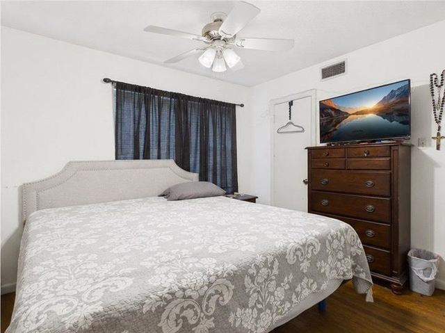 113 W Riverwood Drive, Houston, TX 77076
