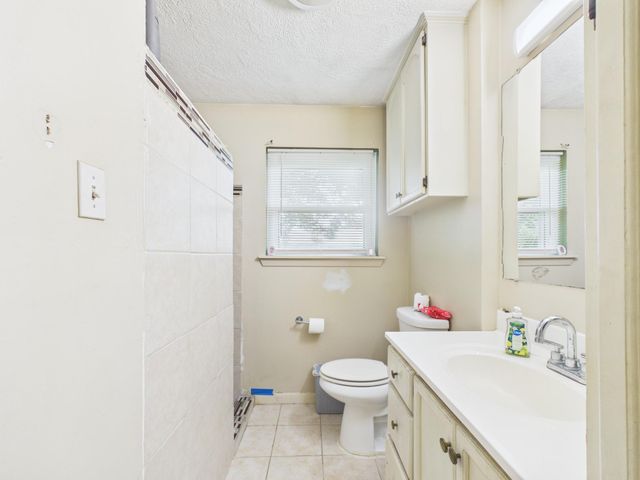 113 W Riverwood Drive, Houston, TX 77076