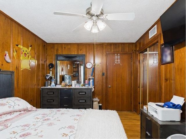 113 W Riverwood Drive, Houston, TX 77076