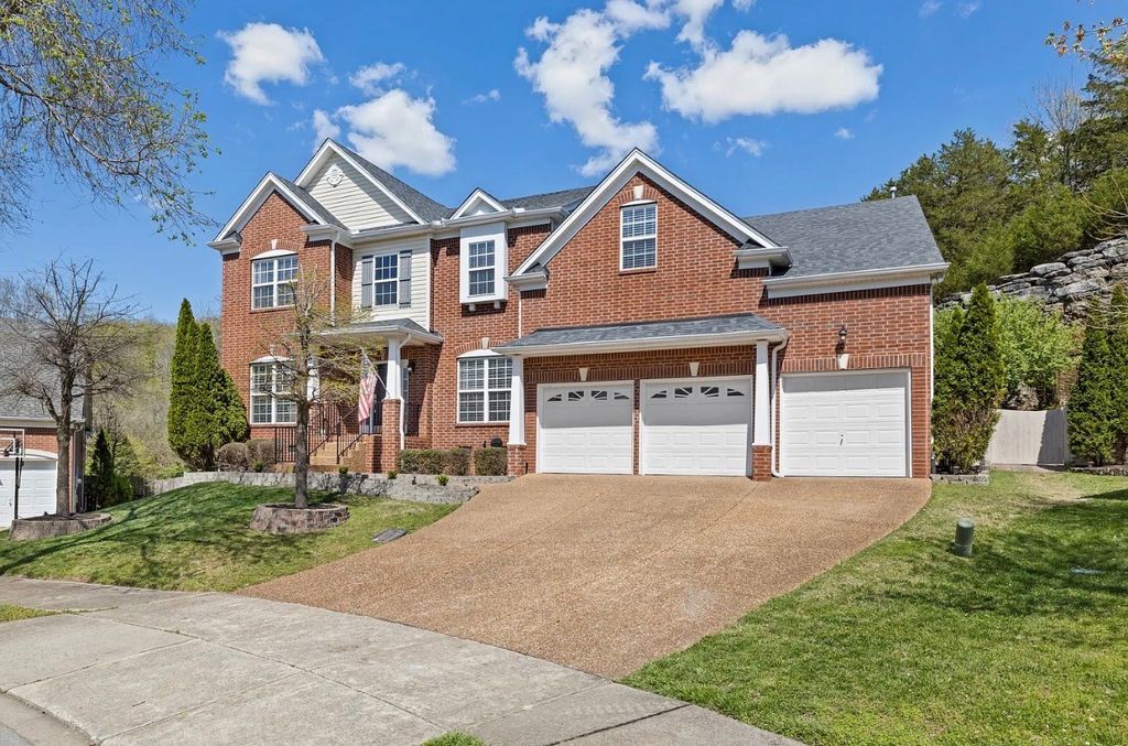 1104 Arcola Ct, Franklin, TN 37067
