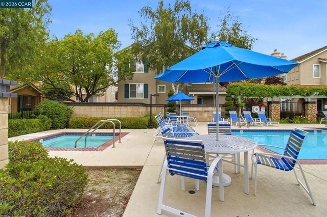 203 Swan Ct, Danville, CA 94506