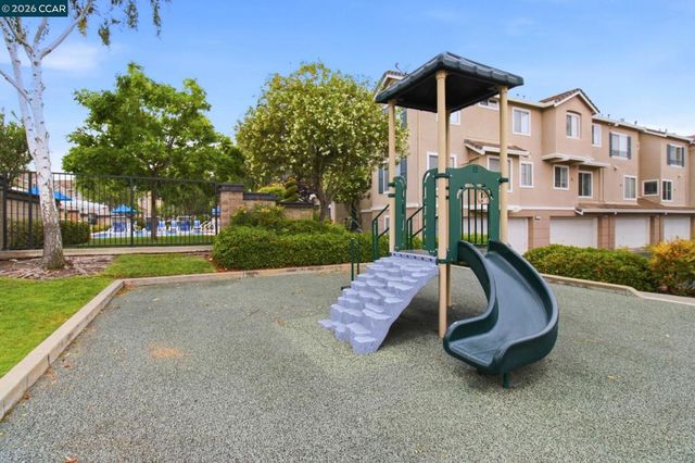 203 Swan Ct, Danville, CA 94506