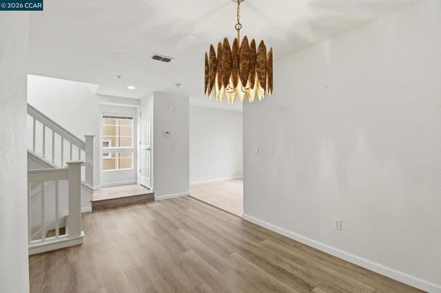 203 Swan Ct, Danville, CA 94506