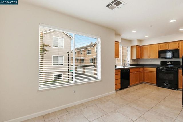 203 Swan Ct, Danville, CA 94506