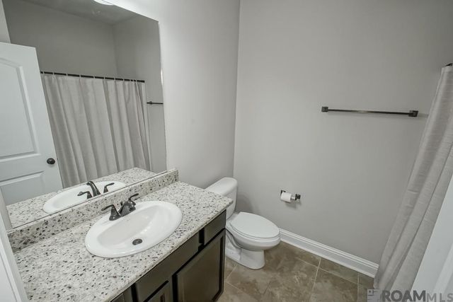 13802 Fig Dr, Denham Springs, LA 70726