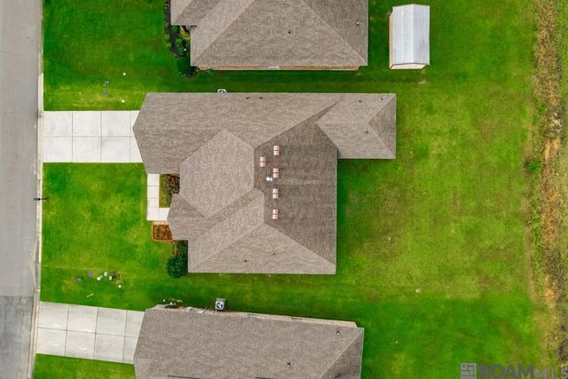 13802 Fig Dr, Denham Springs, LA 70726